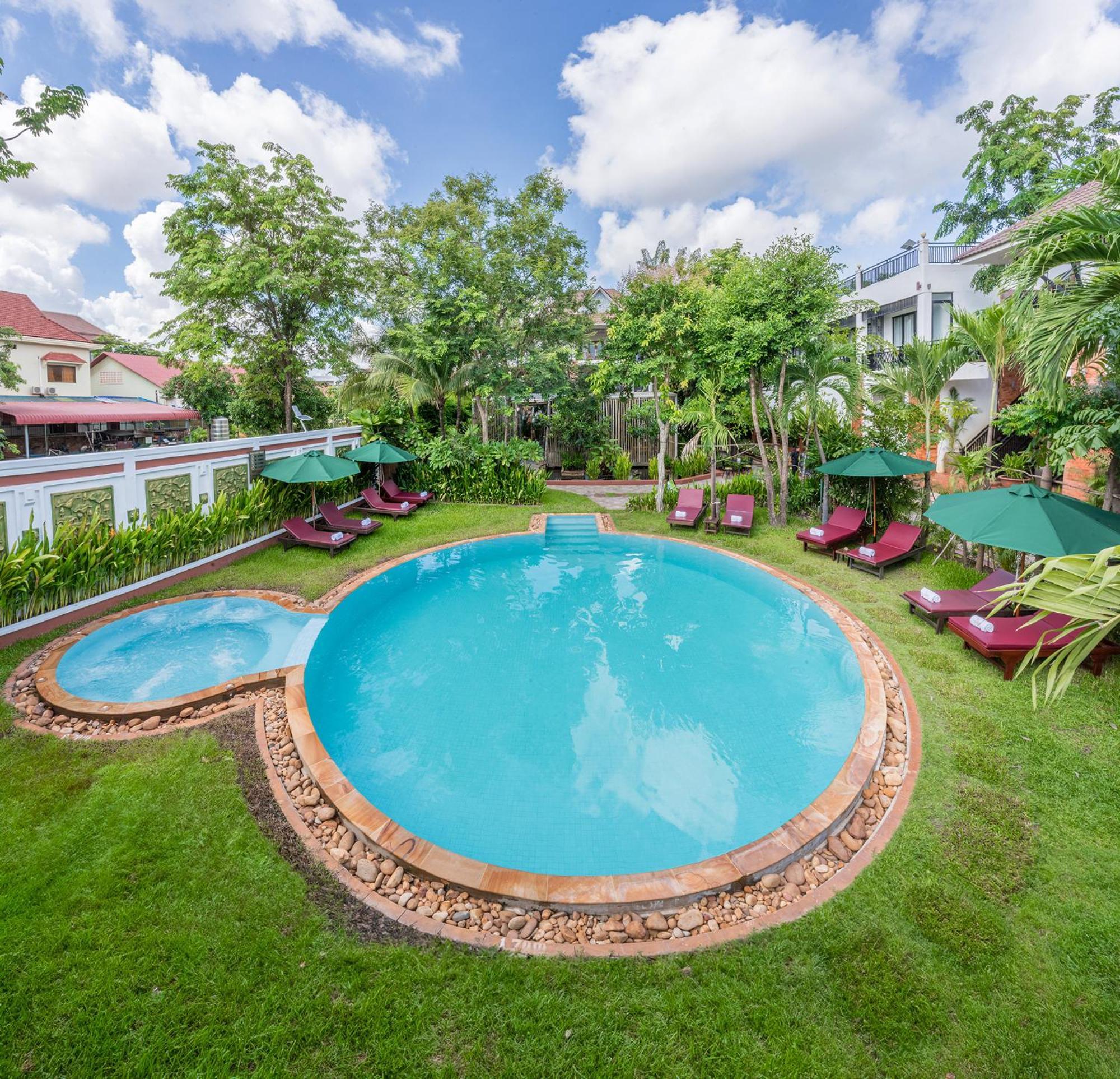 Bamboo Retreat Villa 시엠리아프 외부 사진